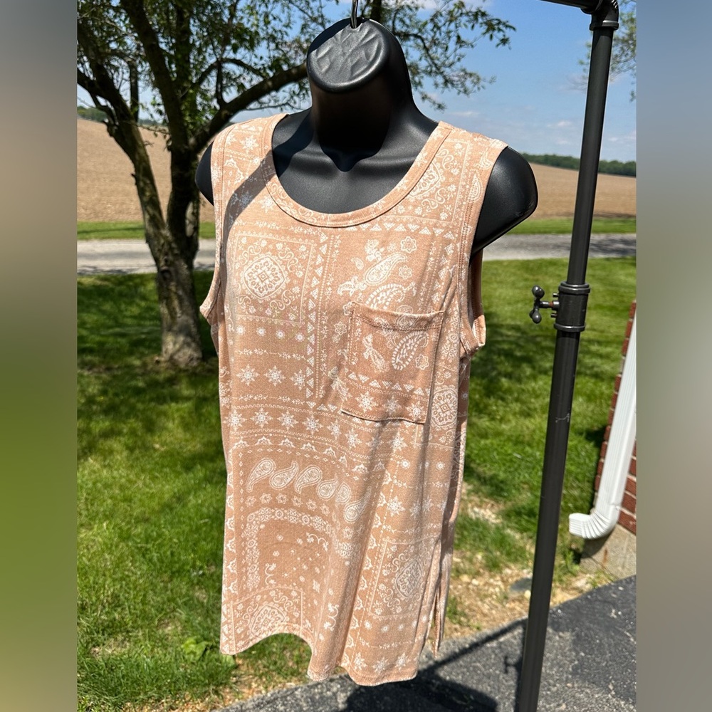 NWT - Boutique Inventory - Paisley Tank
